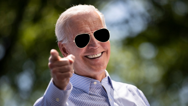 Biden contrata mestre de memes para a campanha de 2024